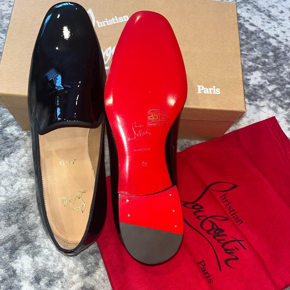 CL BRAND NEW SIZE 42